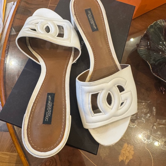 Dolce &Gabvana DG cutout logo sandals block heel Sz 39.5 USA Sz 9.5 - Picture 9 of 16